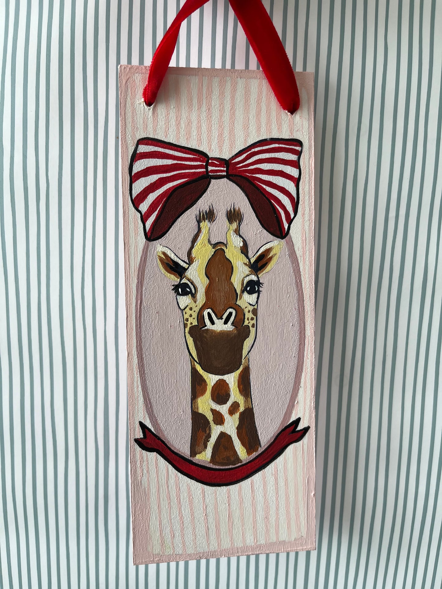 Holly Jolly Giraffe