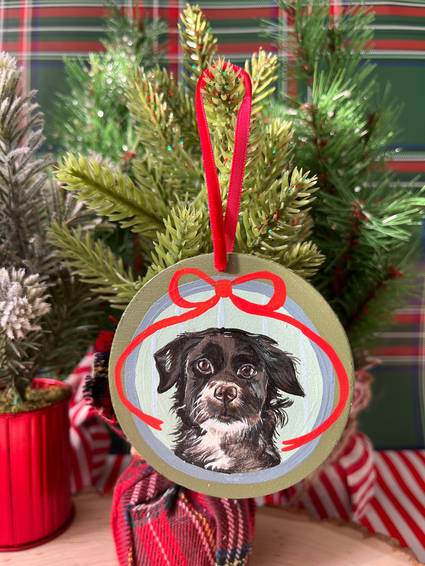 Round Hand Painted Pet Ornaments