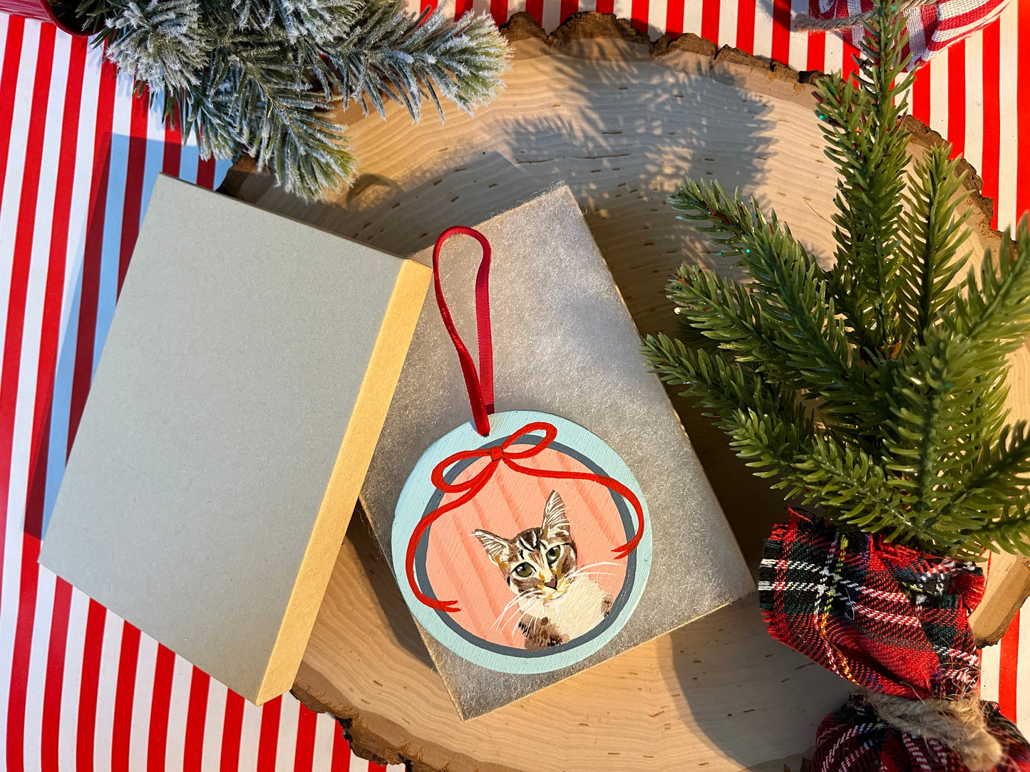 Round Hand Painted Pet Ornaments